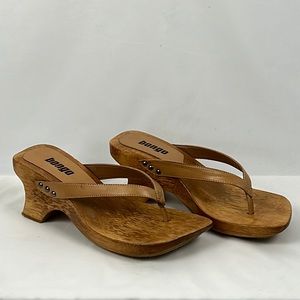 Bongo Y2K, 90’s, wooden sandal/flipflop, leather straps, SZ 7 EUC